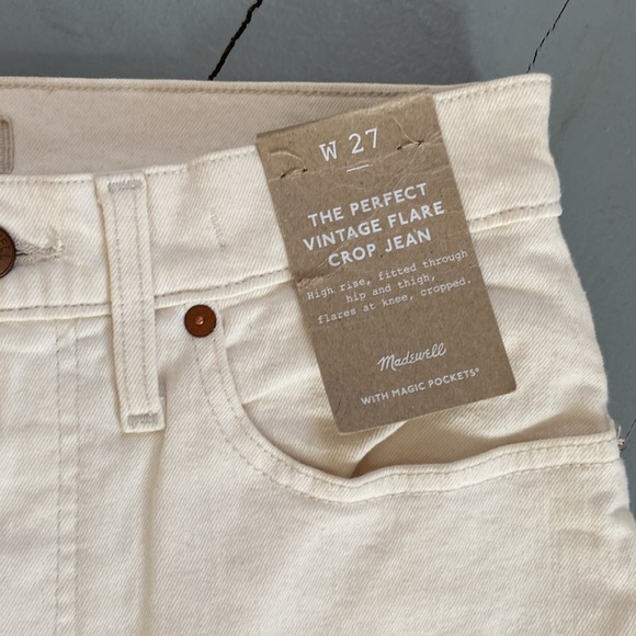 Madewell The Perfect Vintage Flare Crop Denim Jeans in Cream - Picture 2 of 7